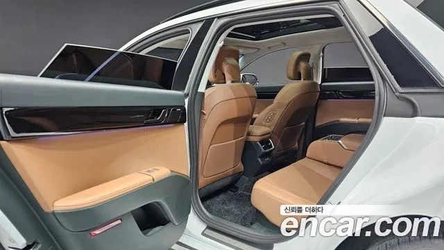 Hyundai Grandeur Hybrid (GN7) id 2857894 из Кореи 9