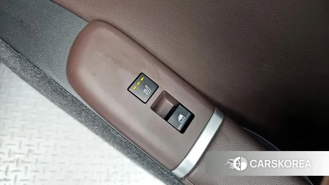 Hyundai Grandeur Hybrid (GN7) id 3405631 из Кореи 9