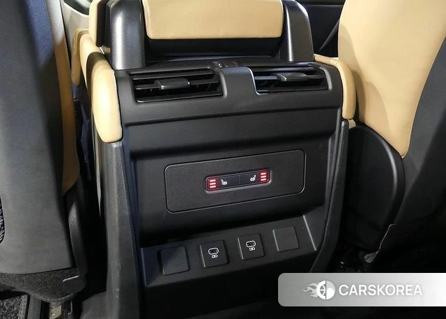 Land Rover Defender (L663) id 3850203 из Кореи 9