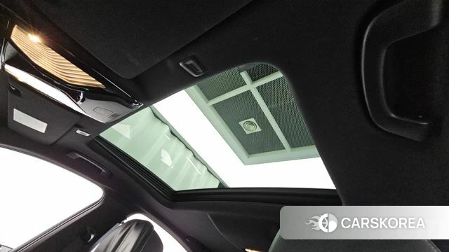 BMW 5 Series (G30) id 3878621 из Кореи 9