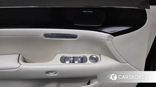 Genesis G90 (RS4) id 3431938 из Кореи 9