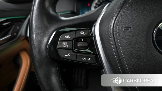 BMW 5 Series (G30) id 3873714 из Кореи 9