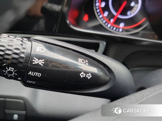 Hyundai Avante (CN7) id 3883676 из Кореи 9