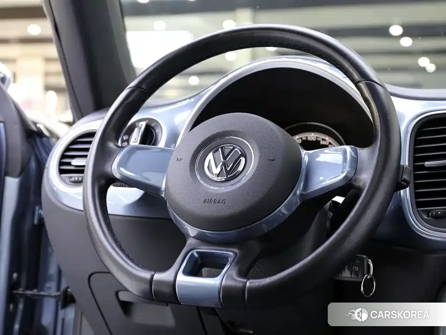 Volkswagen Beetle id 4559661 из Китая 9