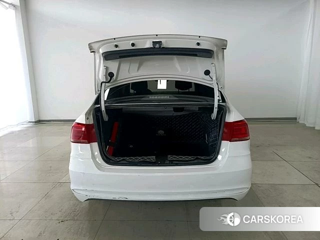 Volkswagen Santana id 4212230 из Китая 9
