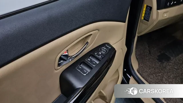 Kia The New Carnival id 3651402 из Кореи 9