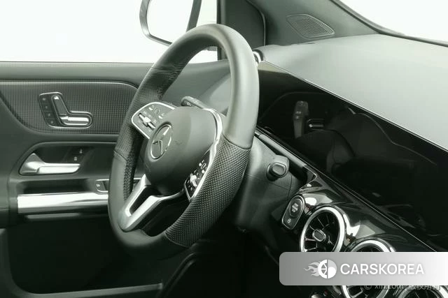 Mercedes-Benz Class B id 4329095 из Китая 9