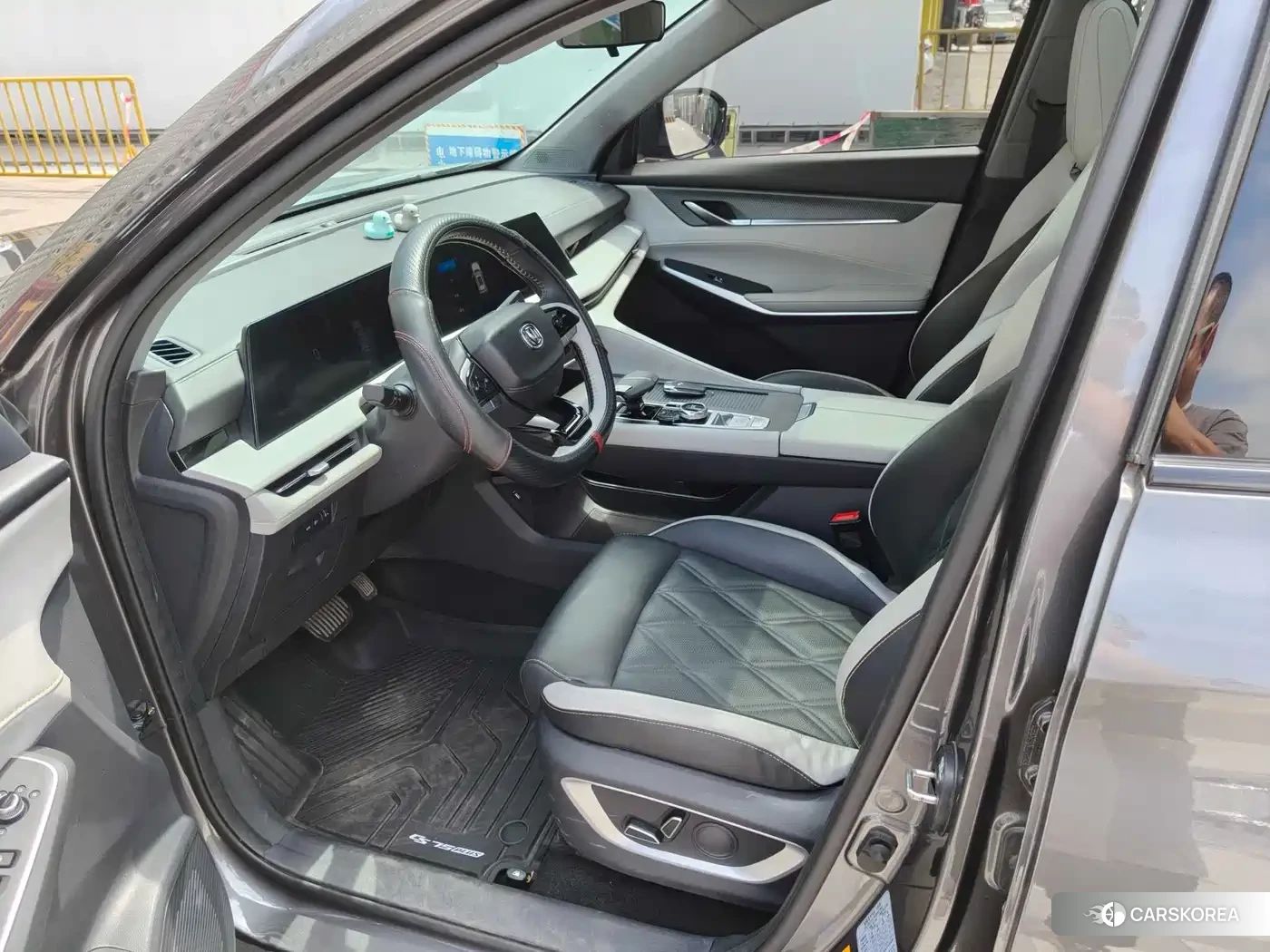 Chang'an Changan CS75PLUS id 4570314 из Китая 9