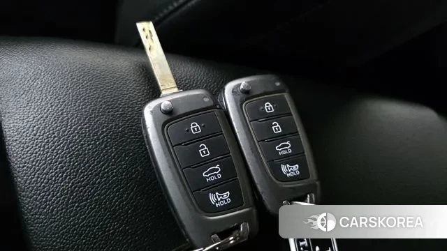 Hyundai Avante (CN7) id 3573259 из Кореи 9