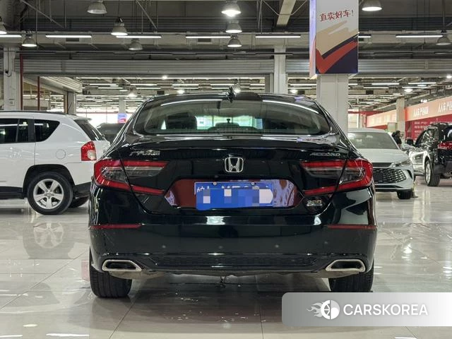 Honda Accord id 4258736 из Китая 9