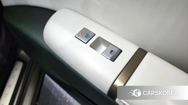 Hyundai Grandeur Hybrid (GN7) id 3267399 из Кореи 9