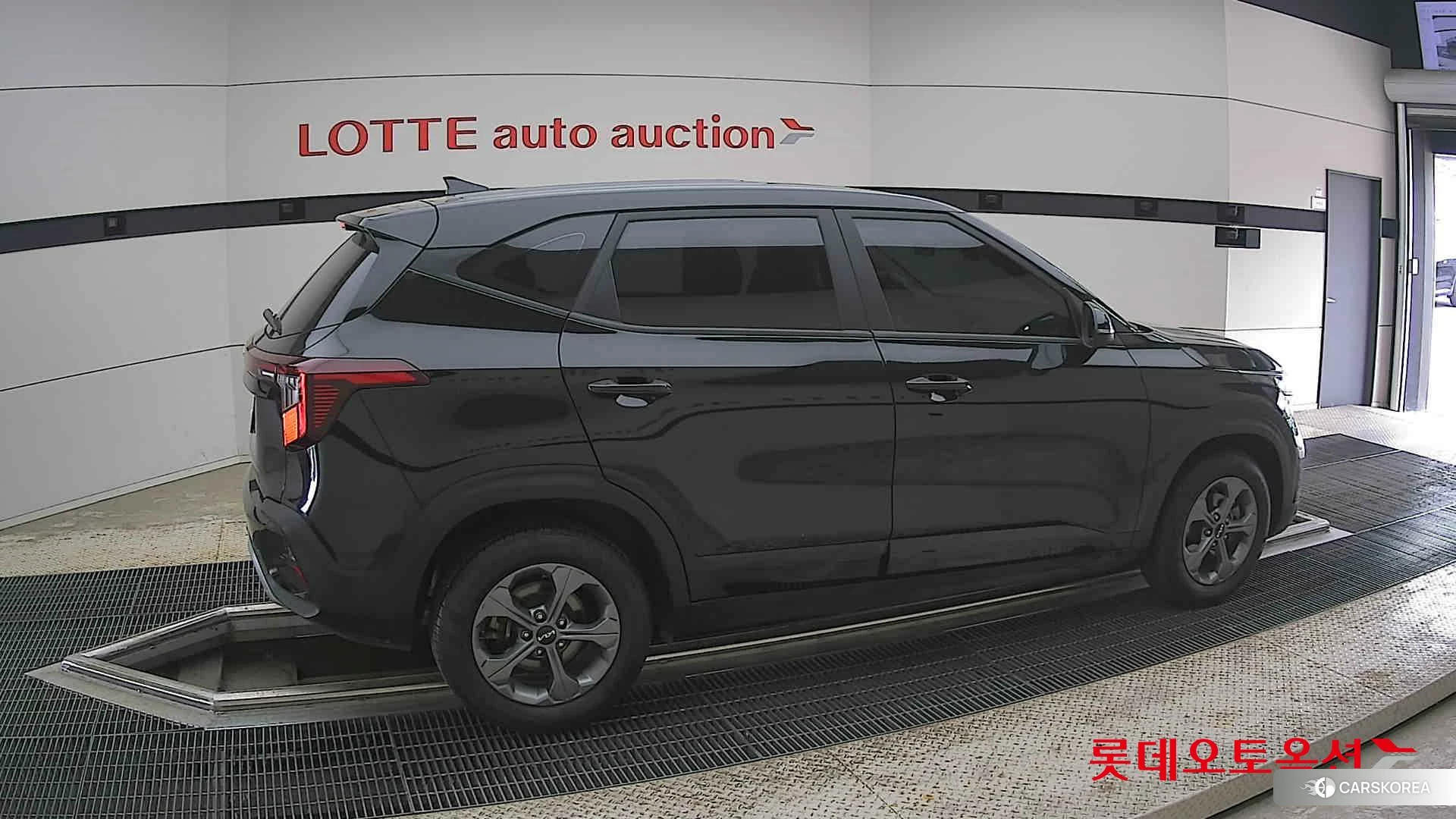Kia Seltos id 4347342 из Кореи 9