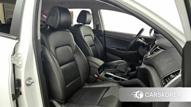 Hyundai All New Tucson id 4384914 из Кореи 9
