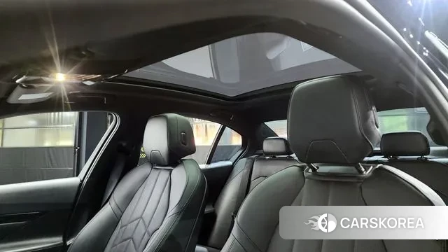 BMW 5 Series (G60) id 2988837 из Кореи 9