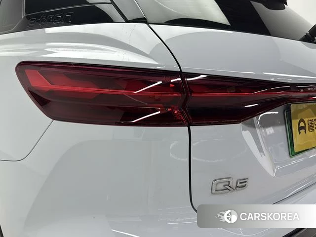 Audi Q5 e-tron id 4240629 из Китая 9