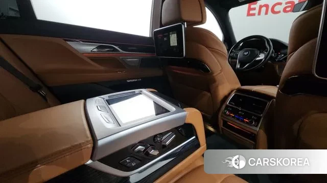 BMW 7 Series (G11) id 3718756 из Кореи 9