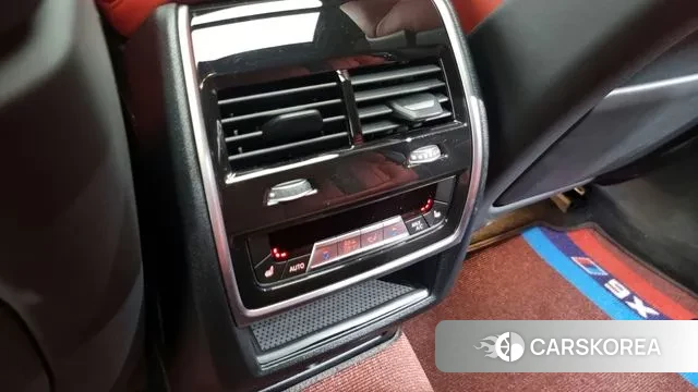 BMW X6M (G06) id 2905117 из Кореи 9