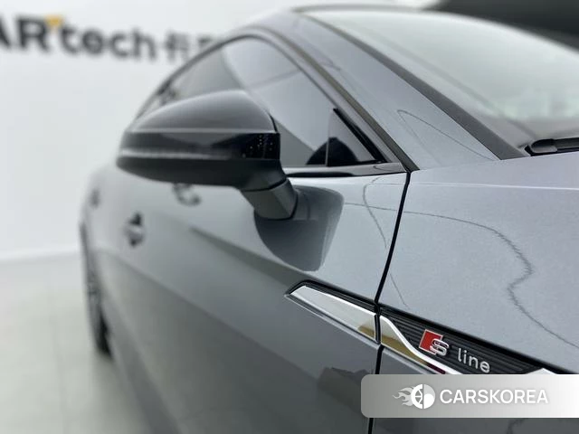 Audi A5 id 3810634 из Китая 9