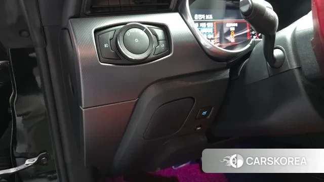 Ford Mustang id 3696973 из Кореи 9