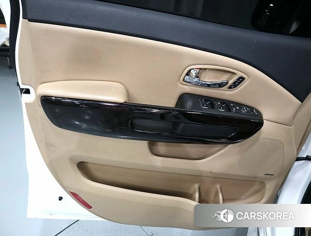 Kia The New Carnival id 4610361 из Кореи 9