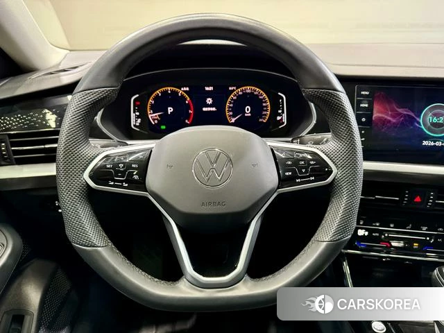 Volkswagen Passat id 3837399 из Китая 9