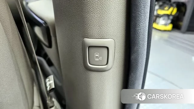 Kia All New Carnival id 3617340 из Кореи 9