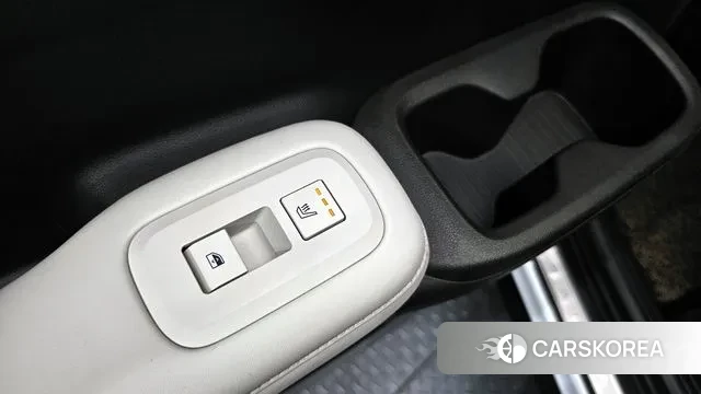 Hyundai Santa Fe (MX5) id 3310526 из Кореи 9