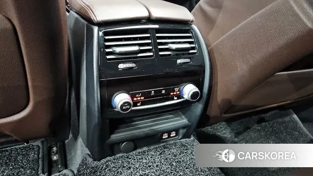 BMW 5 Series (G30) id 3546758 из Кореи 9