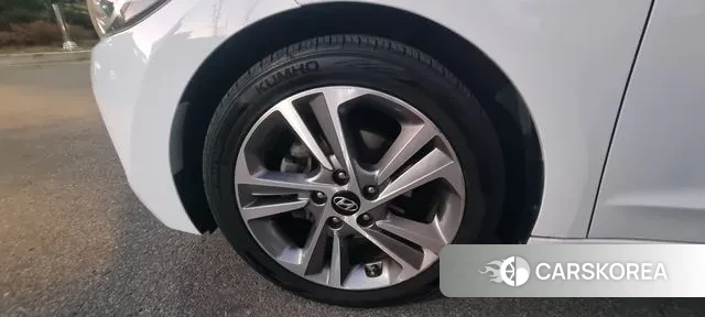 Hyundai Avante AD id 3460146 из Кореи 9