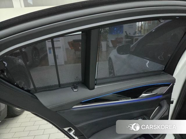 BMW 5 Series (G30) id 4475143 из Кореи 9