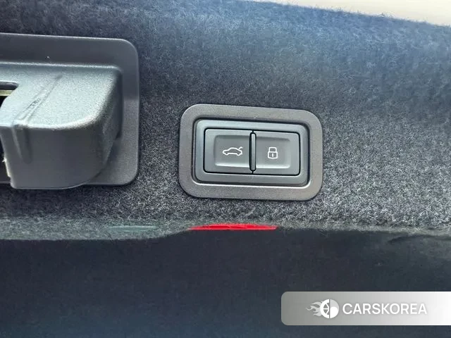 Audi A6 (C8) id 3032883 из Кореи 9