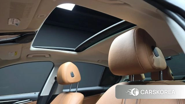 BMW 5 Series (G30) id 4698956 из Кореи 9