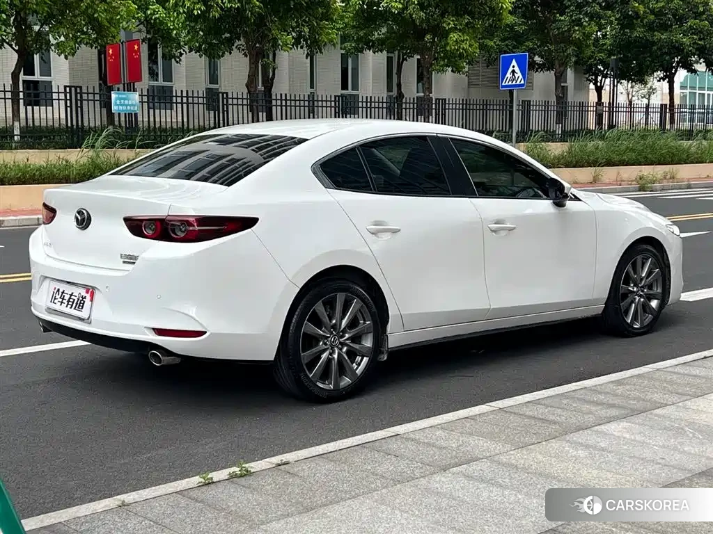 Mazda 3 id 4570502 из Китая 9