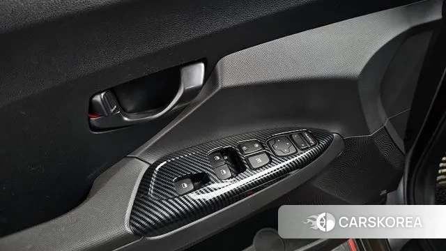 Hyundai Veloster (JS) id 3748331 из Кореи 9