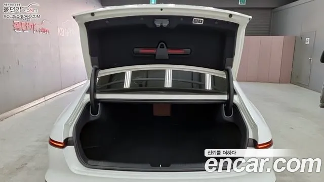 Hyundai Grandeur Hybrid (GN7) id 2641950 из Кореи 9