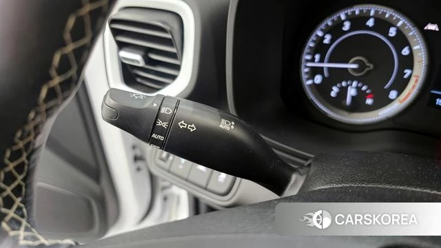 Hyundai Venue id 3905104 из Кореи 9