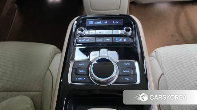 Genesis G90 id 4683672 из Кореи 9