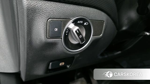 Mercedes-Benz A-Class W176 id 3853808 из Кореи 9