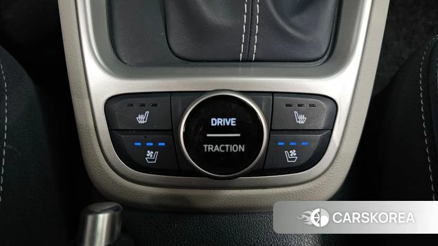 Hyundai Venue id 3898142 из Кореи 9