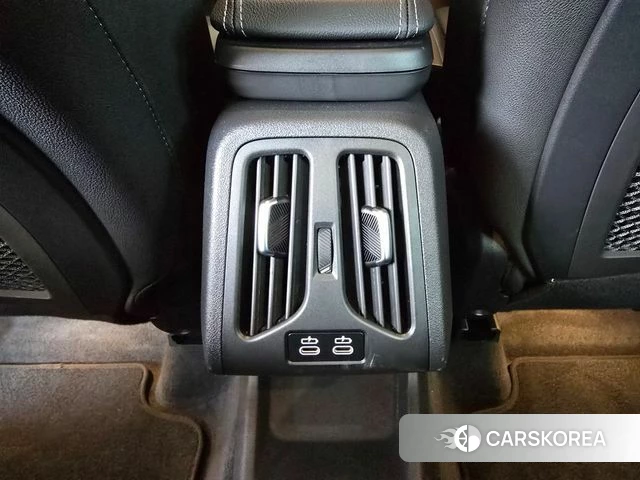 BMW 2 Series Active Tourer (U06) id 3838539 из Кореи 9