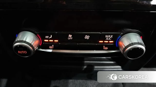 BMW 5 Series (G30) id 3854037 из Кореи 9