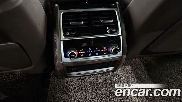 BMW 7 Series (G11) id 2418900 из Кореи 9