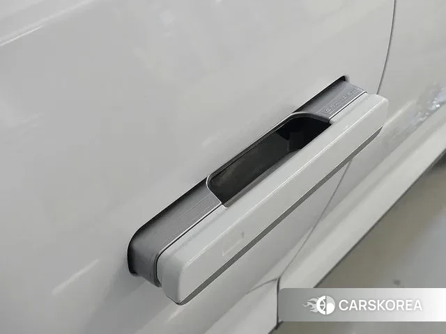 Hyundai Grandeur (GN7) id 3596754 из Кореи 9