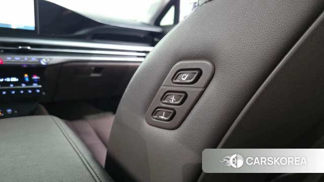 Hyundai Grandeur Hybrid (GN7) id 4428027 из Кореи 9