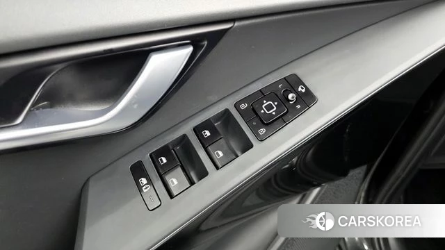 Kia Di Ol Nu Niro id 4382760 из Кореи 9