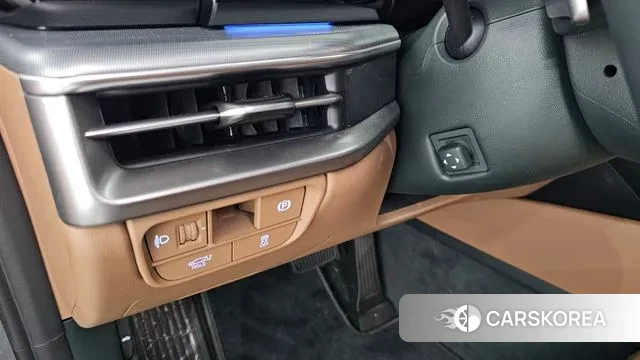 Hyundai Grandeur (GN7) id 2959079 из Кореи 9