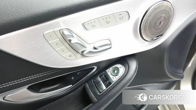 Mercedes-Benz C-Class W205 id 4746279 из Кореи 9
