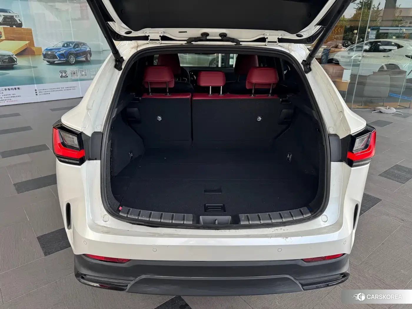 Lexus NX id 4539165 из Китая 9