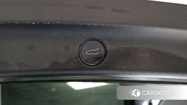 Tesla Model Y id 2910117 из Кореи 9