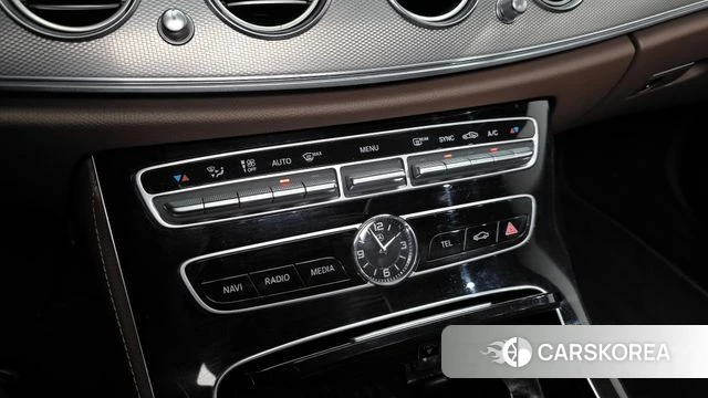 Mercedes-Benz E-Class W213 id 4232584 из Кореи 9